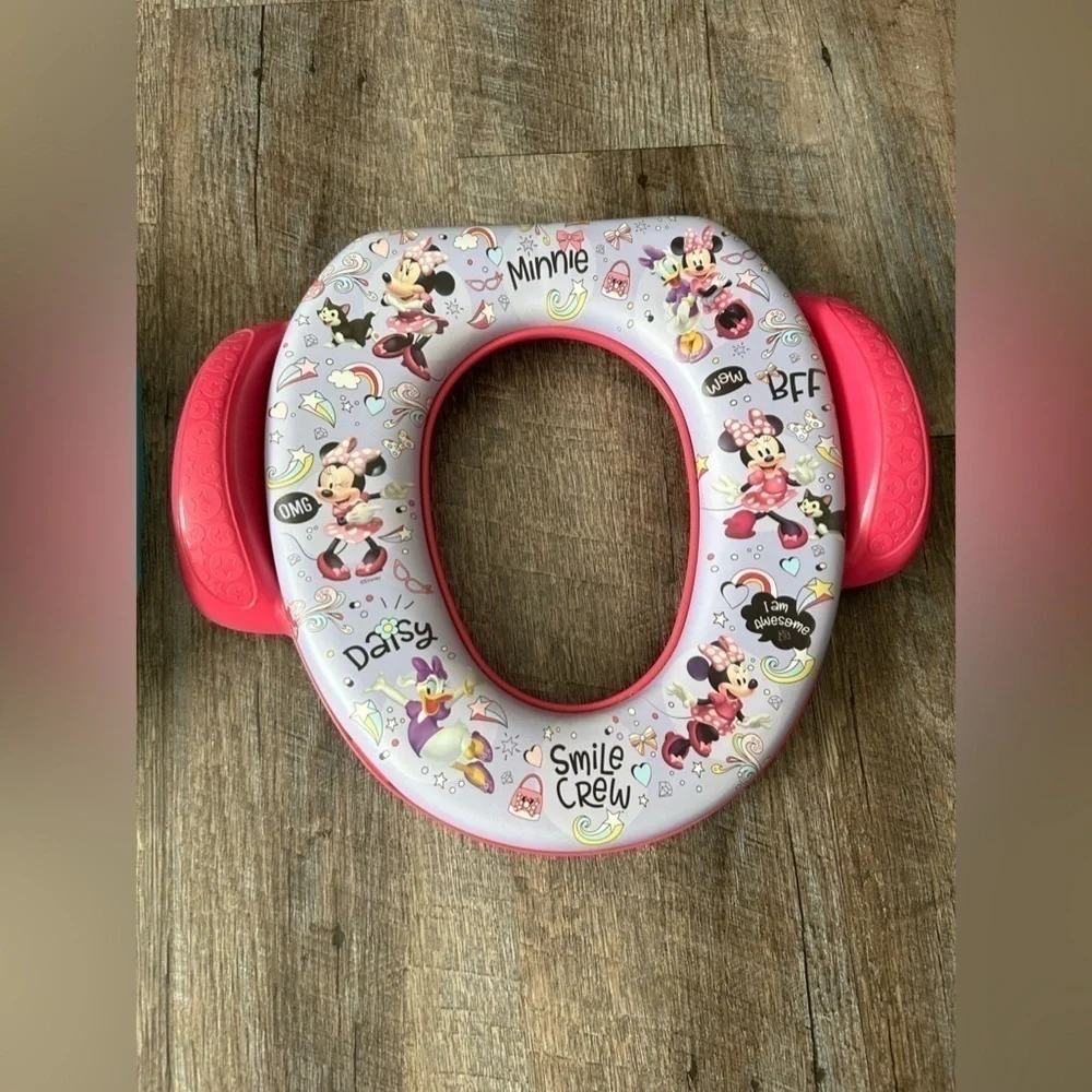 Cocomelon / Minnie Mouse Potty Seats Training